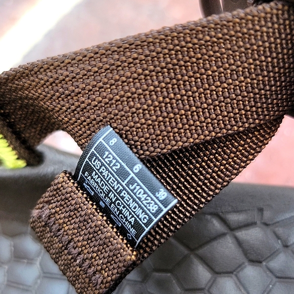 Chaco | Strappy Hiking Sandals W/Toe Loop - Picture 7 of 12